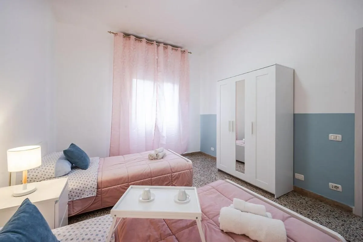 Smart Stay Near Policlinico & City Center Modena 0*,  Italien