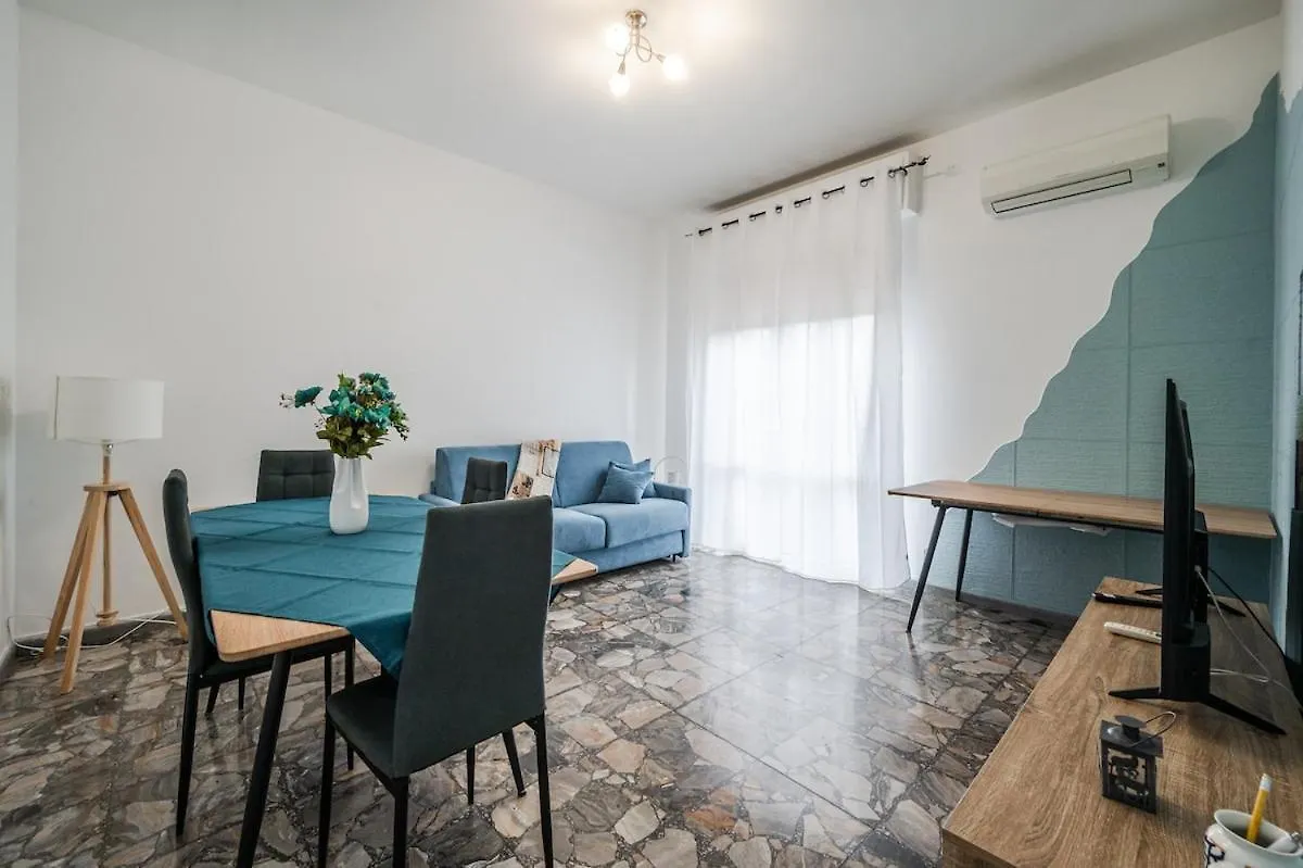 Apartment Smart Stay Near Policlinico & City Center Modena Italien