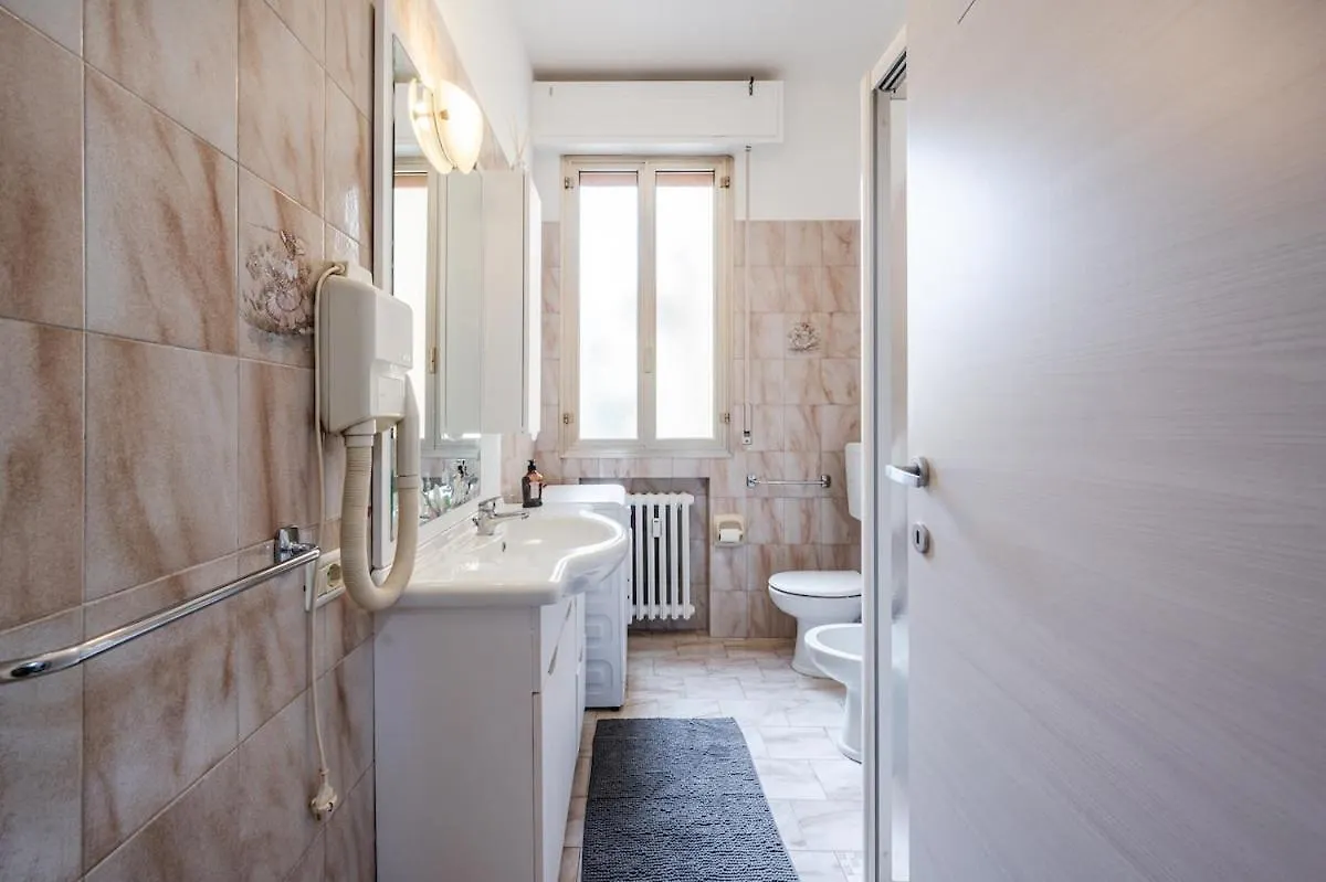 Apartment Smart Stay Near Policlinico & City Center Modena