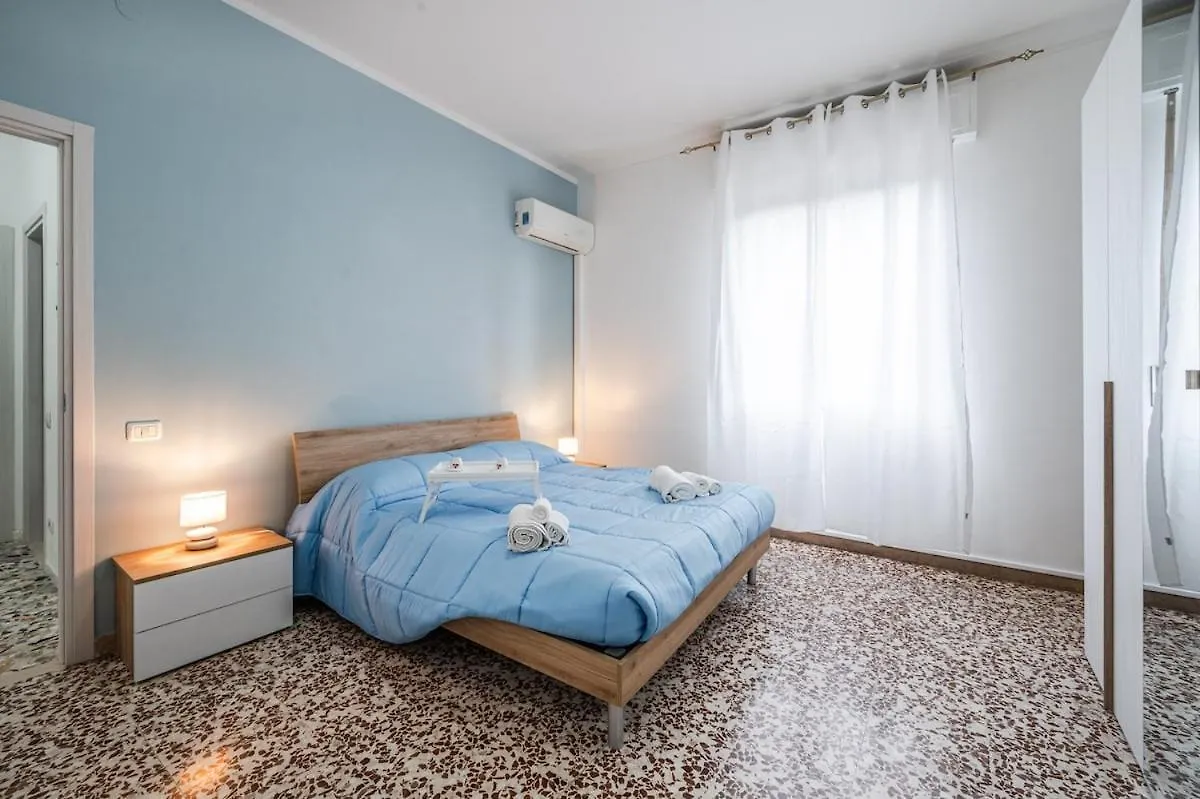 Apartment Smart Stay Near Policlinico & City Center Modena